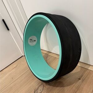 Chirp Yoga Wheel